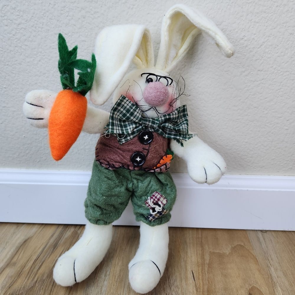 🎵Rustic Posable Shelf Sitter Bunny & Carrot